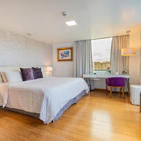 Hotel Rio Amazonas Кито Экстерьер фото