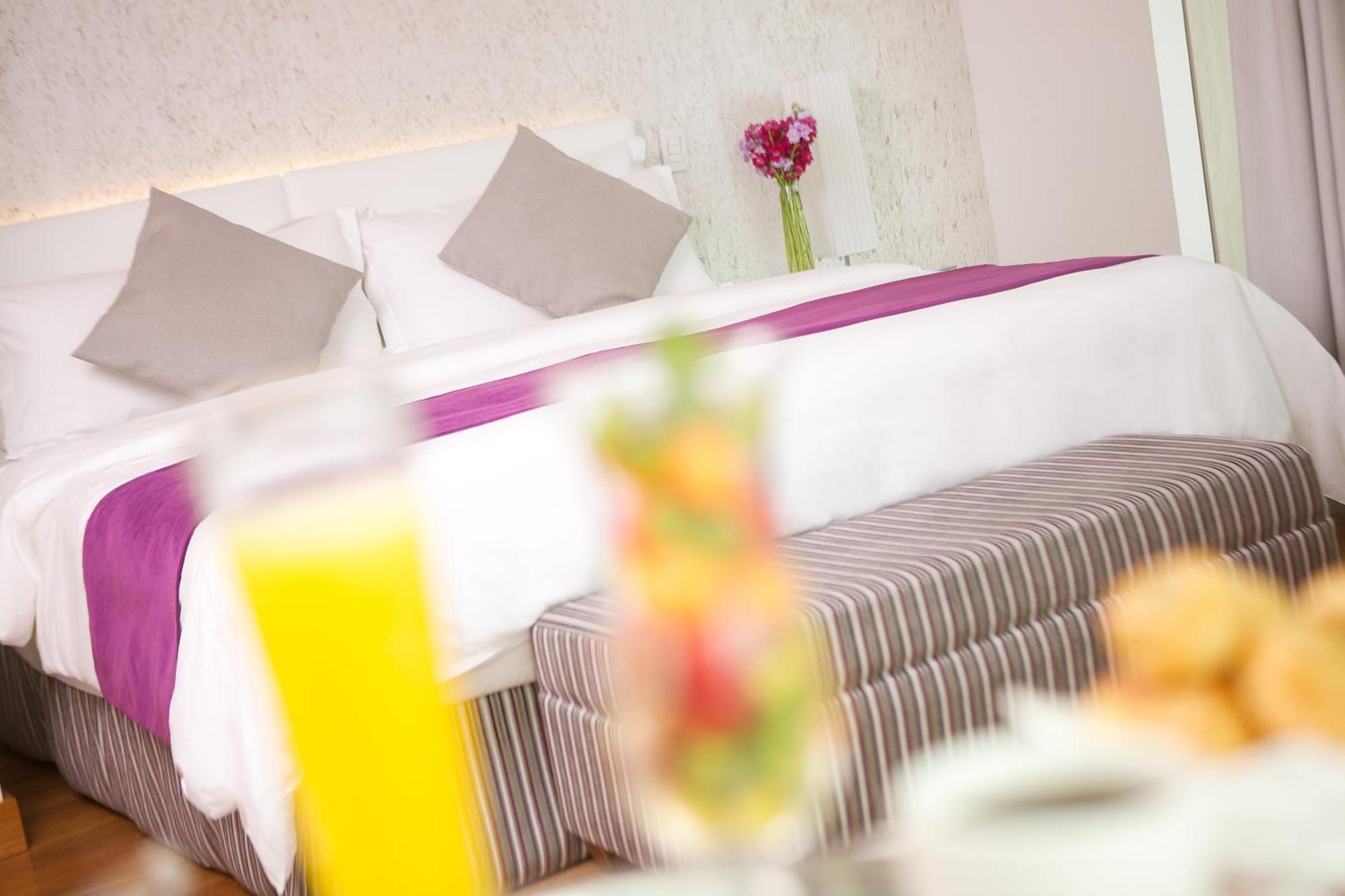 Hotel Rio Amazonas Кито Экстерьер фото