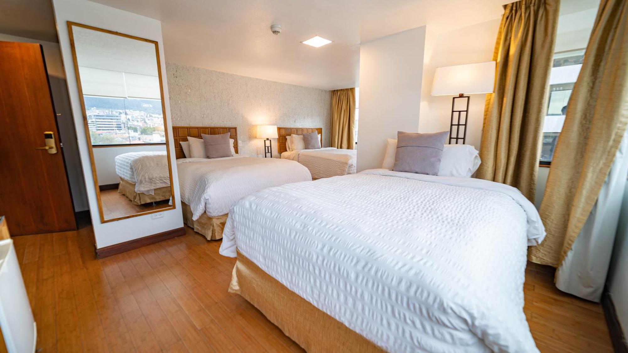 Hotel Rio Amazonas Кито Экстерьер фото