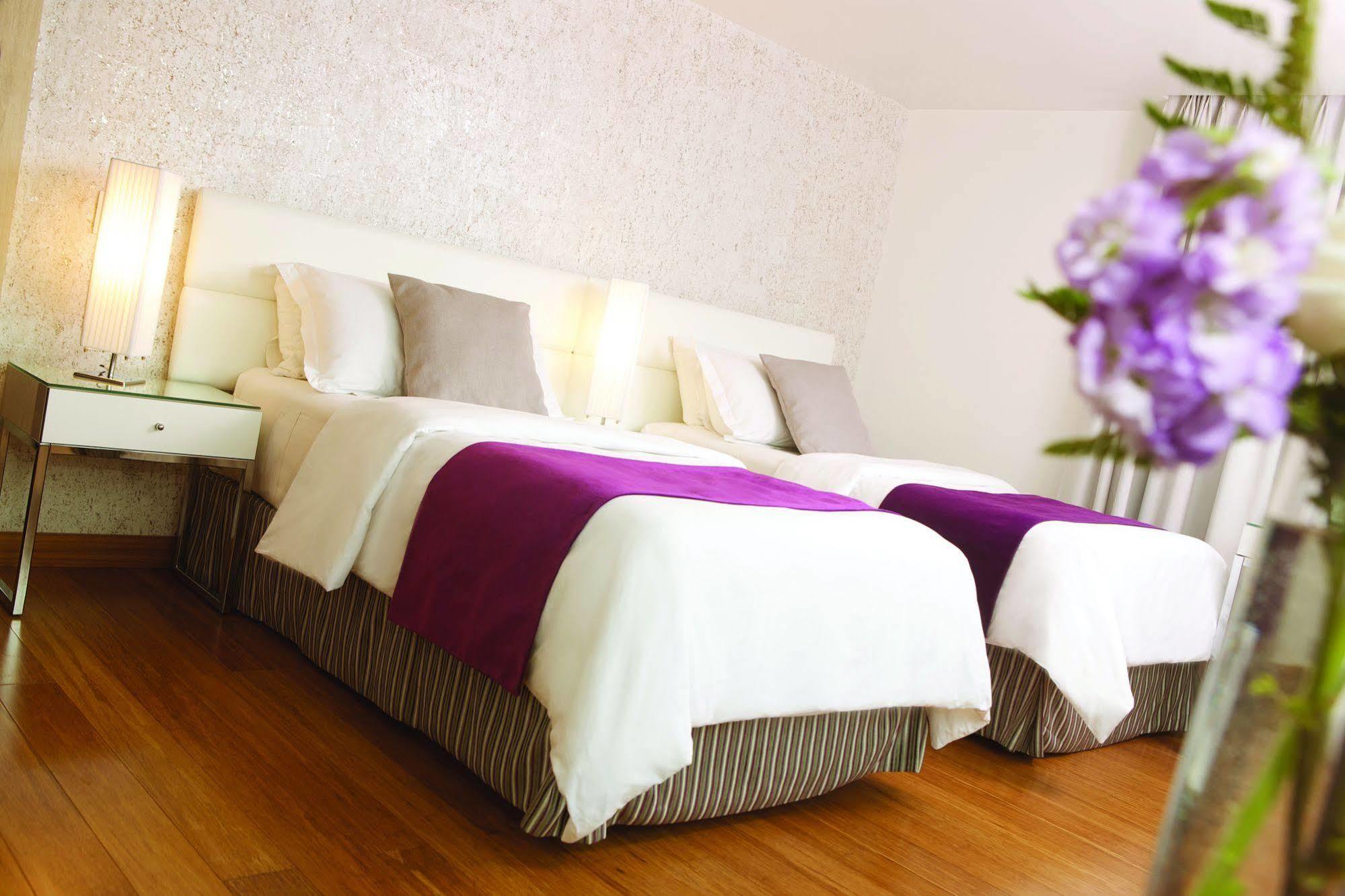 Hotel Rio Amazonas Кито Экстерьер фото